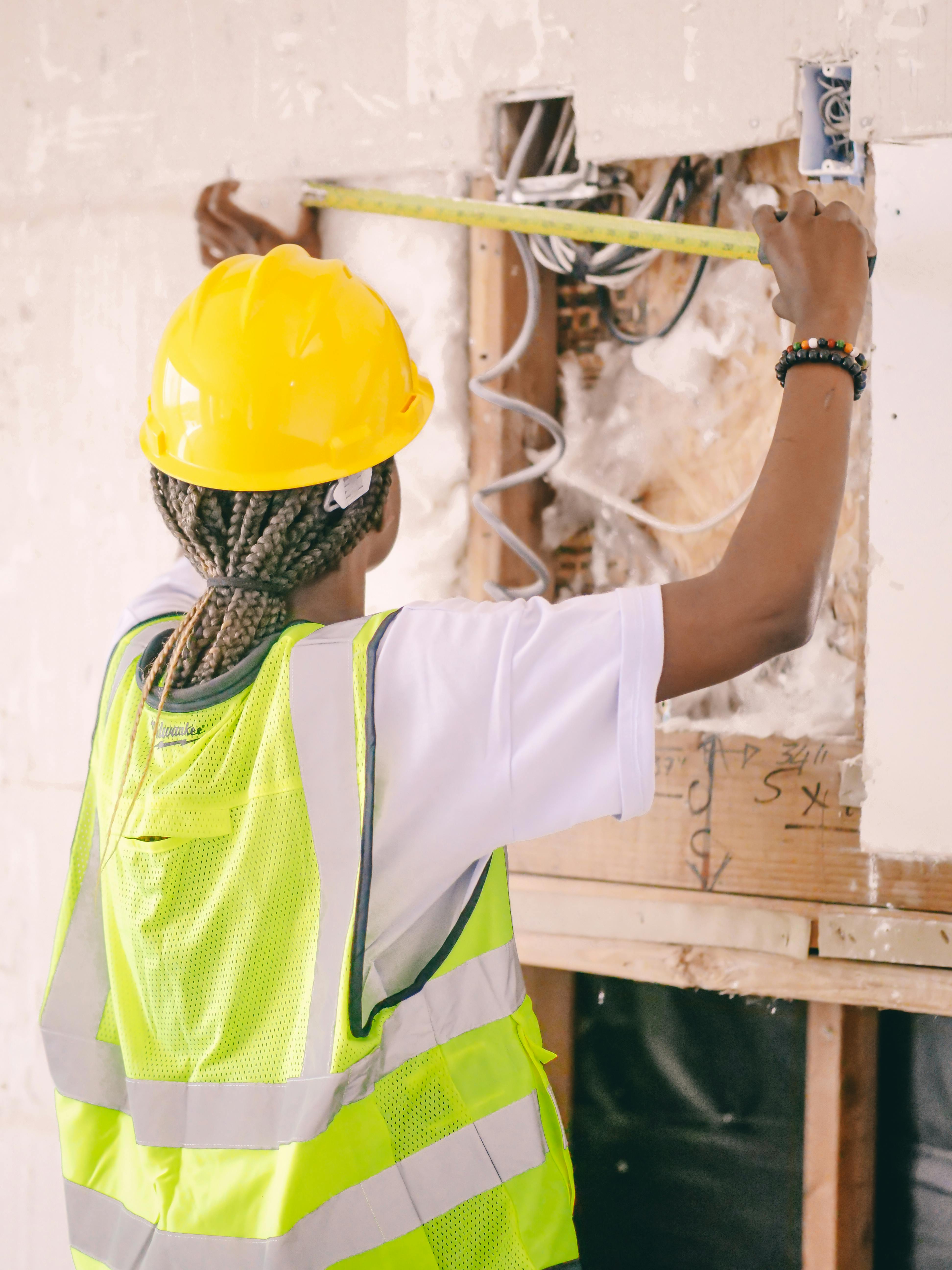 Professional insulation installation in El Segundo home