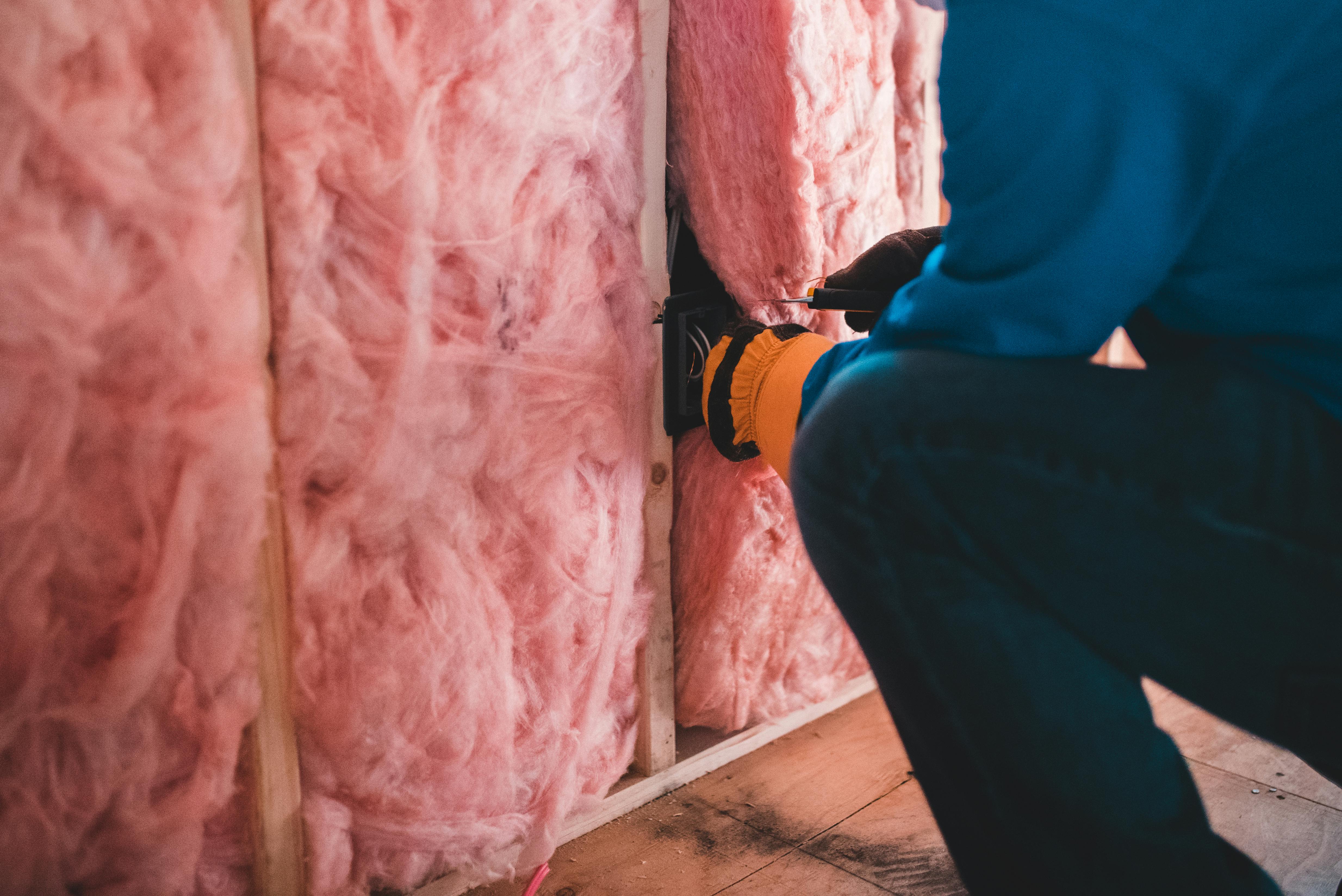 Professional insulation installation process